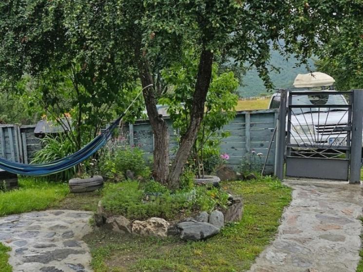 Guesthouse Leno Tsaldashi Экстерьер фото